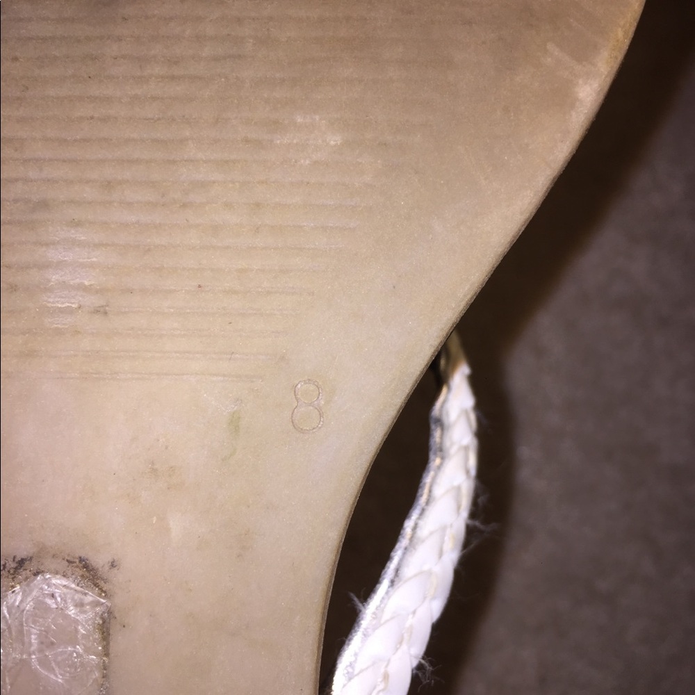 Sandals - Picture 2 of 2